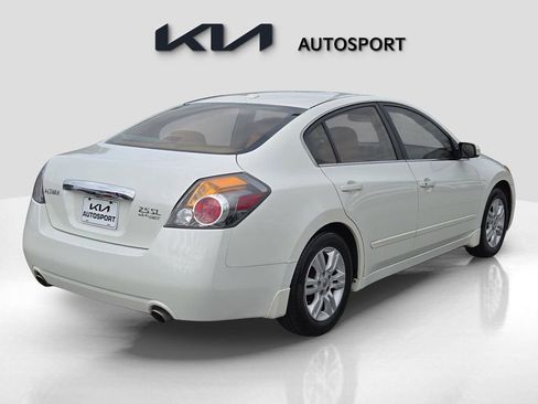 Used 2010 Nissan Altima 2.5 SL w/ SL Pkg image 8