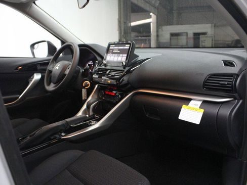 New 2026 Mitsubishi Eclipse Cross ES image 17