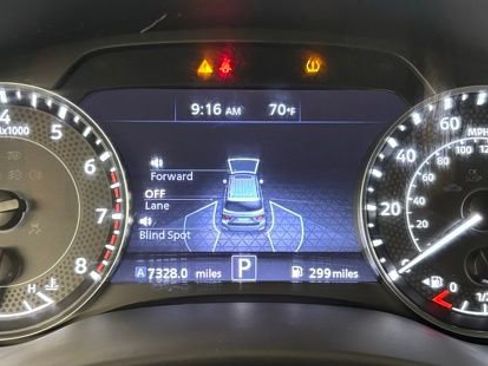 Used 2021 Nissan Armada SL w/ Captain's Chairs Package image 28