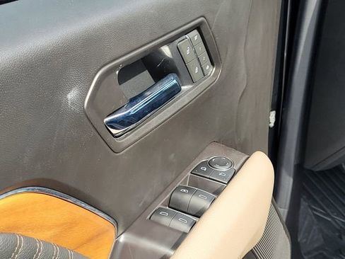 New 2026 GMC Canyon Denali w/ LPO, Denali Black Edition image 22