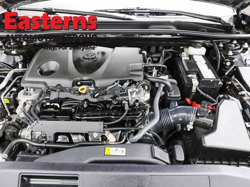 Used 2023 Toyota Camry SE image 7