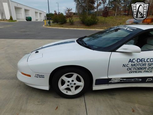Used 1994 Pontiac Firebird Coupe image 5