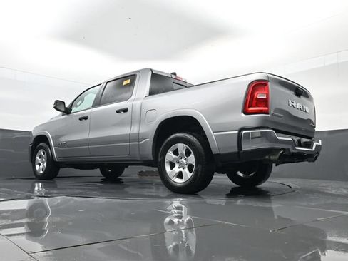 Used 2025 RAM 1500 Big Horn AWD/4WD image 23
