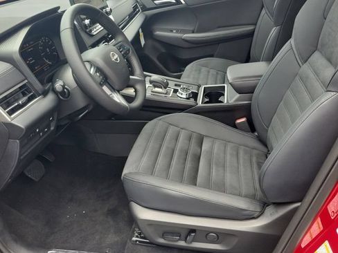 New 2026 Nissan Rogue SL AWD/4WD image 13