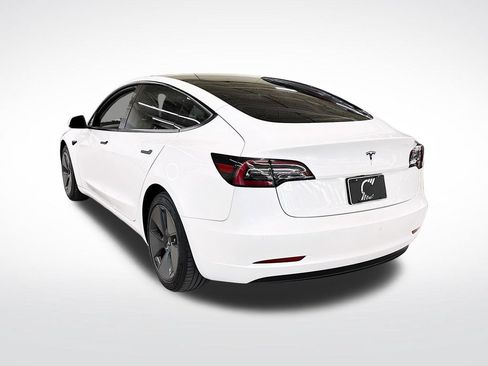 Used 2021 Tesla Model 3 Standard Range Plus RWD image 3