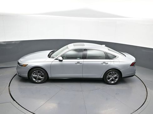 Certified 2025 Honda Accord EX-L image 39