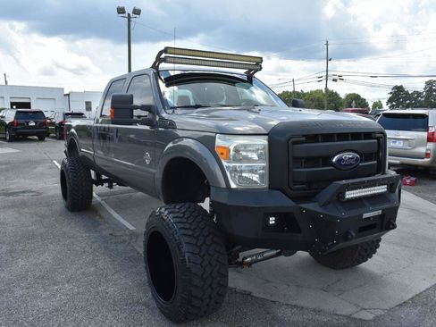 Used 2012 Ford F250 XL w/ PWR Equipment Group AWD/4WD image 4