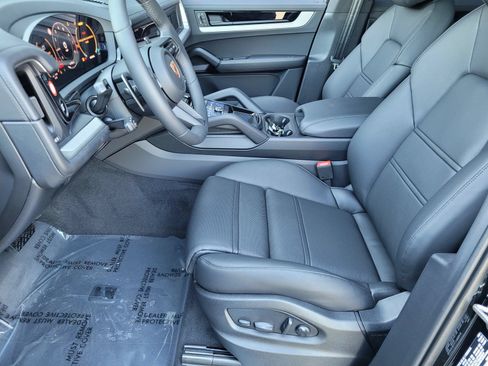 New 2026 Porsche Cayenne AWD/4WD image 21