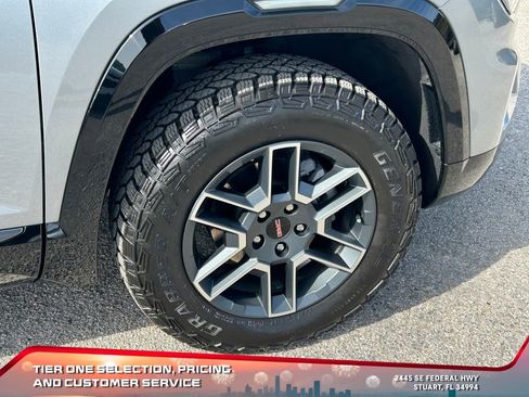 Used 2026 GMC Terrain AT4 w/ Convenience Package III image 21