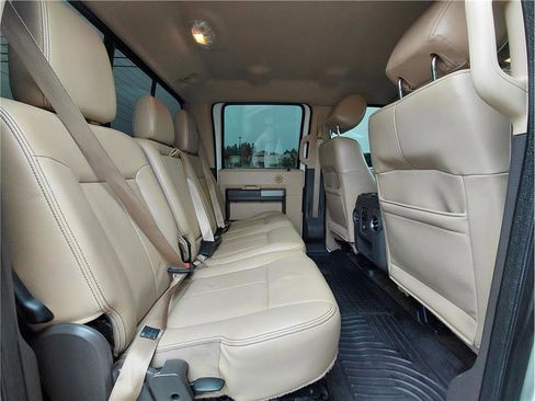 Used 2015 Ford F250 Lariat w/ Chrome Package image 14