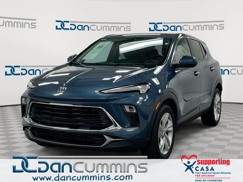 Used 2025 Buick Encore GX Preferred FWD image 1