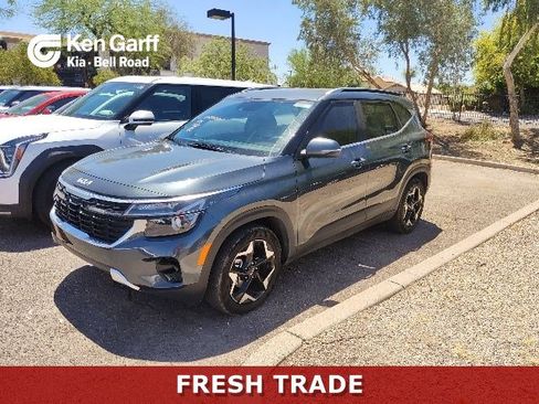 Certified 2024 Kia Seltos EX FWD image 1