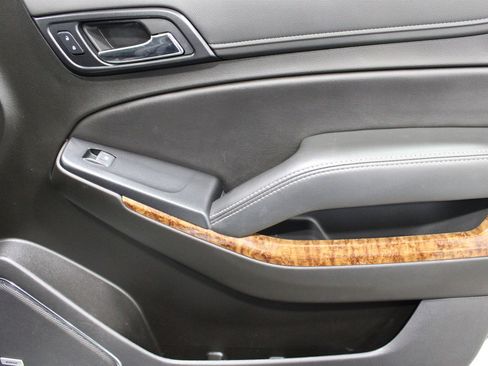 Used 2020 Chevrolet Tahoe Premier image 34