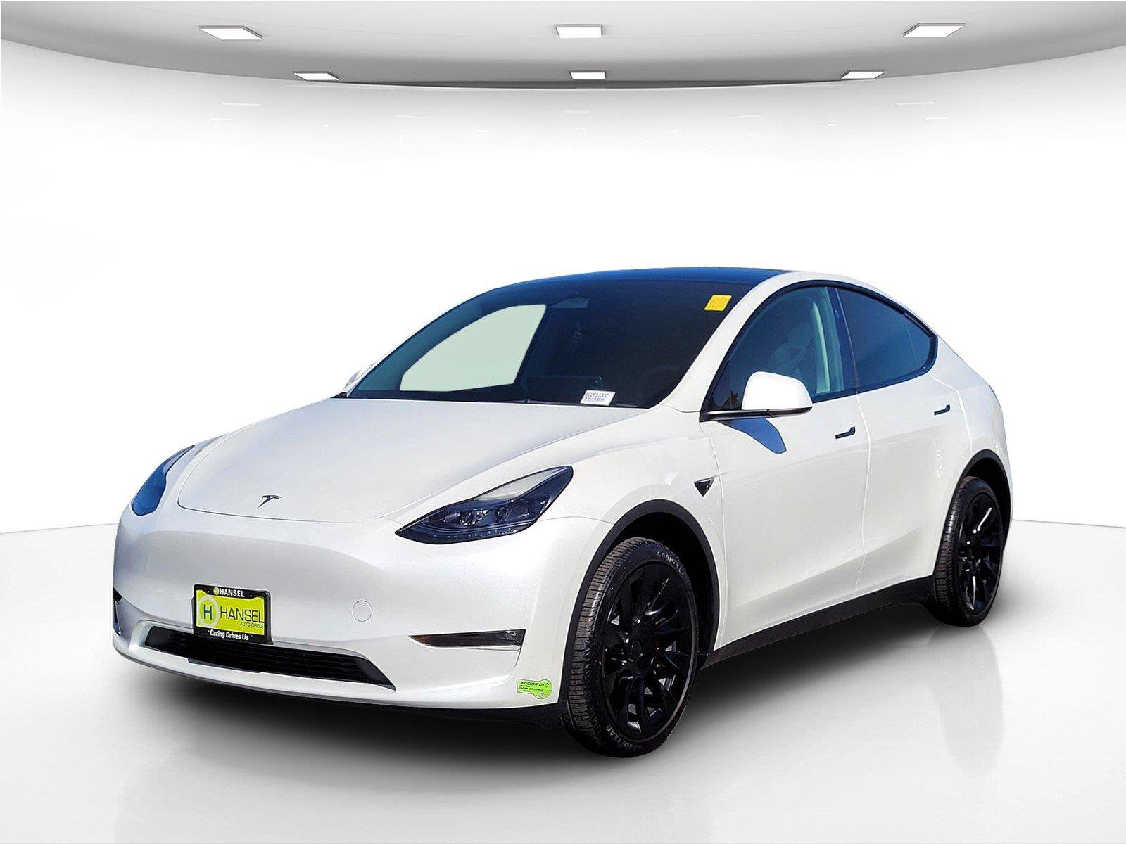 Used 2023 Tesla Model Y AWD image 10