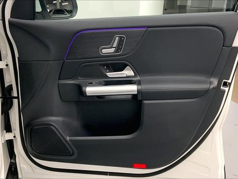 Used 2023 Mercedes-Benz GLA 250 image 9