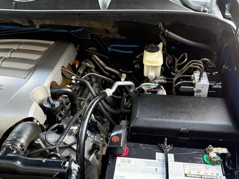 Used 2010 Toyota Tundra Limited image 69