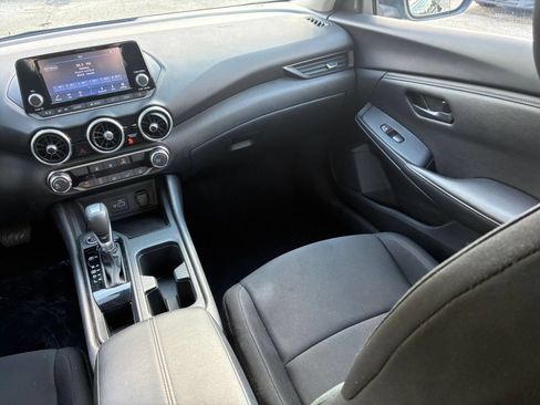 Used 2025 Nissan Sentra S FWD image 30