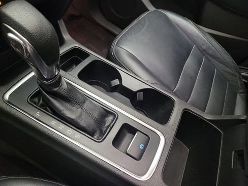 Used 2019 Ford Escape SE FWD image 26