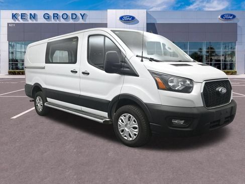 Used 2025 Ford Transit 250 Low Roof w/ Exterior Upgrade Package RWD image 20
