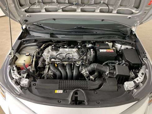 Used 2022 Toyota Corolla LE FWD image 33
