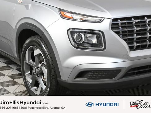 Certified 2023 Hyundai Venue SEL image 35