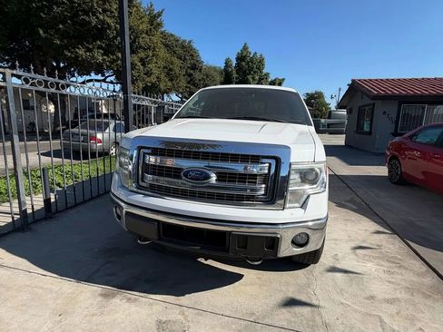 Used 2014 Ford F150 XLT w/ Equipment Group 302A Luxury image 4