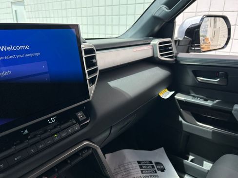 New 2026 Toyota Tundra Limited AWD/4WD image 18