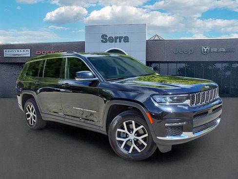 Used 2023 Jeep Grand Cherokee L Limited AWD/4WD image 1
