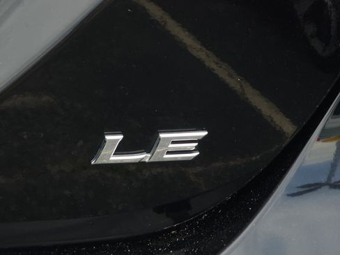 Used 2024 Toyota Camry LE FWD image 11
