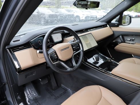 Certified 2025 Land Rover Range Rover Sport SE AWD/4WD image 16