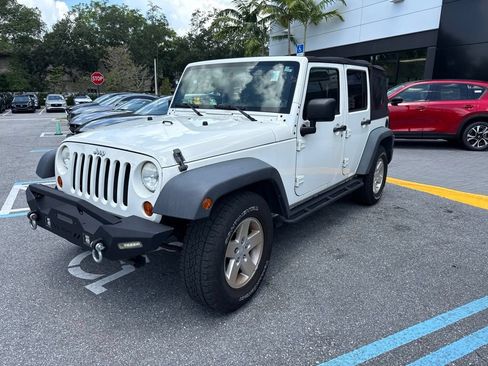 Used 2008 Jeep Wrangler Unlimited X RWD image 14