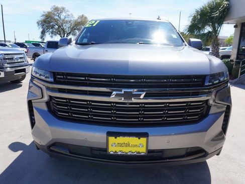 Used 2021 Chevrolet Tahoe RST w/ Luxury Package image 2