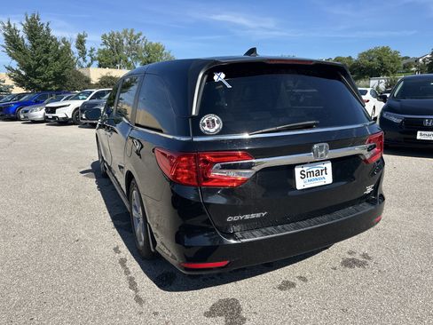 Used 2018 Honda Odyssey EX-L image 5