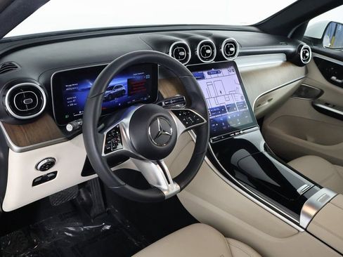 Certified 2024 Mercedes-Benz GLC 300 4MATIC image 7