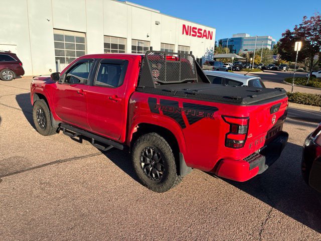 Used 2022 Nissan Frontier SV w/ Graphics Package AWD/4WD image 3