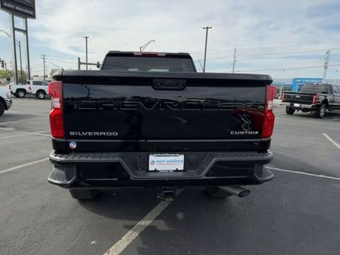 Used 2025 Chevrolet Silverado 2500 Custom w/ Custom Value Package AWD/4WD image 7