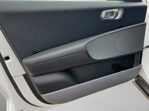 New 2025 Hyundai Ioniq 6 SE image 5