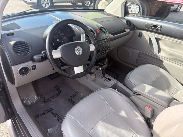 Used 2005 Volkswagen Beetle GLS FWD image 8