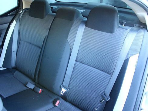 Used 2021 Nissan Versa SV image 13