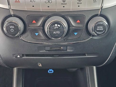 Used 2018 Dodge Journey GT image 30