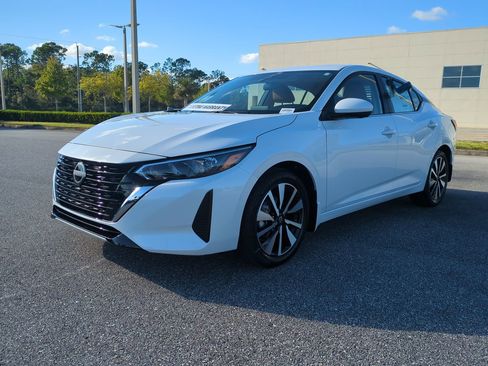 New 2025 Nissan Sentra SV w/ SV Premium Package FWD image 9
