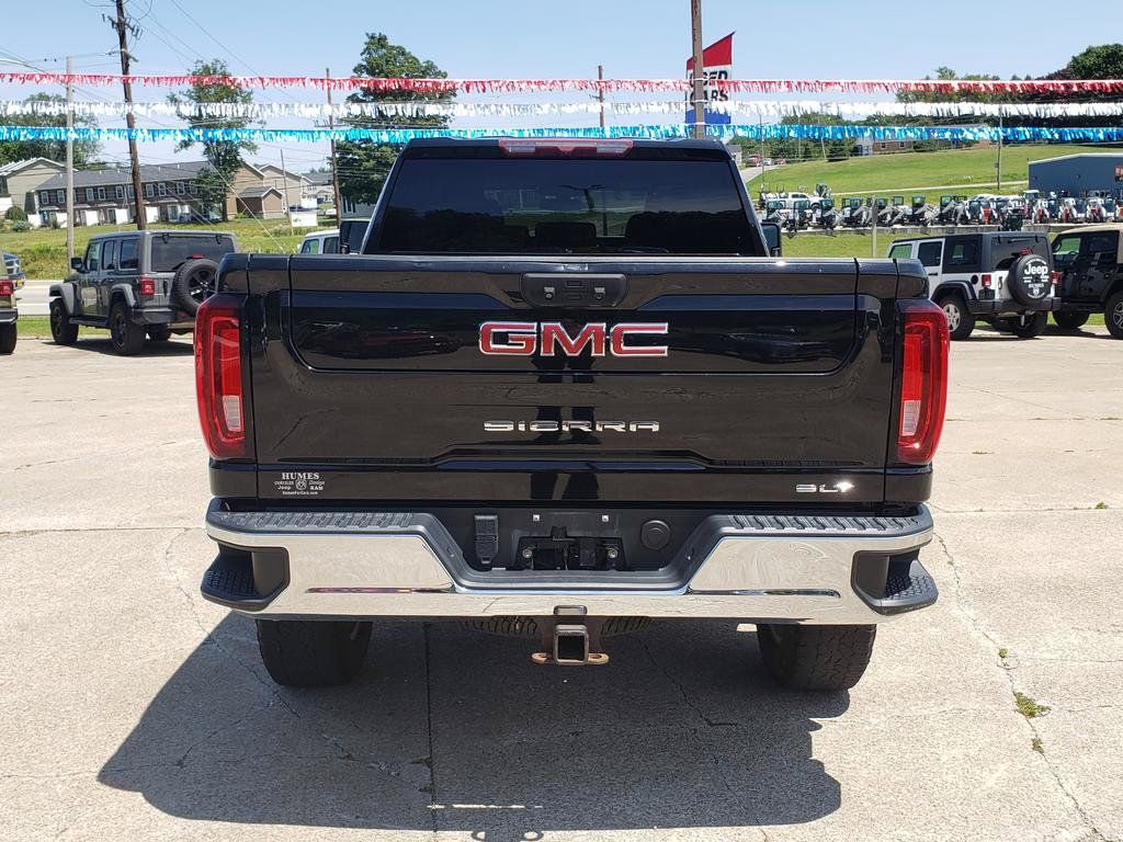 Used 2021 GMC Sierra 3500 SLT AWD/4WD image 4