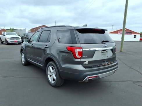 Used 2016 Ford Explorer XLT w/ Equipment Group 201A AWD/4WD image 3