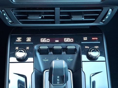 Certified 2025 Porsche 911 Carrera 4 GTS AWD/4WD image 19