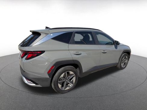 Used 2025 Hyundai Tucson SEL FWD image 14