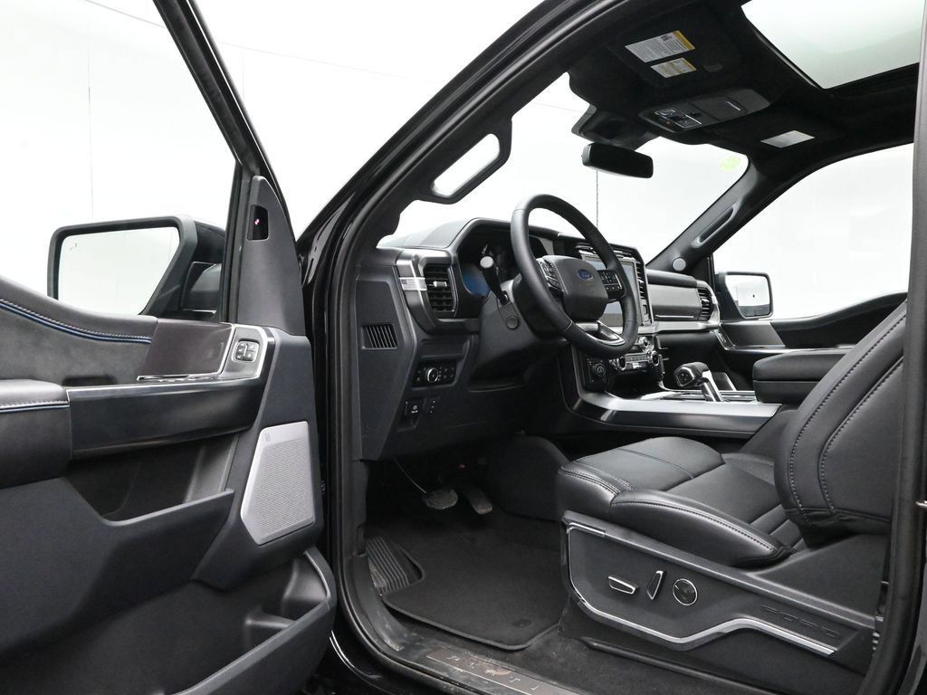 New 2025 Ford F150 Platinum w/ Equipment Group 702A High AWD/4WD image 8