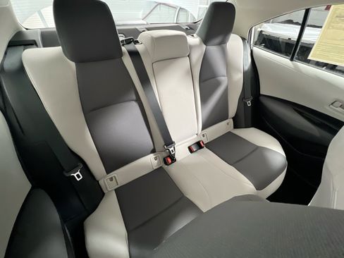 Used 2026 Toyota Corolla LE FWD image 33