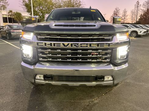 Used 2020 Chevrolet Silverado 2500 LTZ image 3