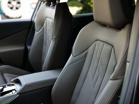 New 2026 BMW X3 xDrive30 w/ Premium Package image 18