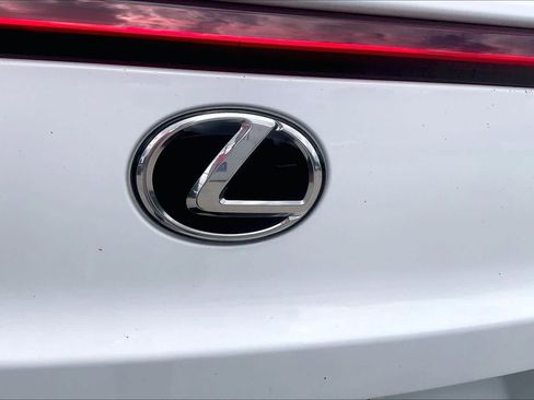 Used 2022 Lexus UX 200 F Sport w/ Accessory Package (Z2) FWD image 31